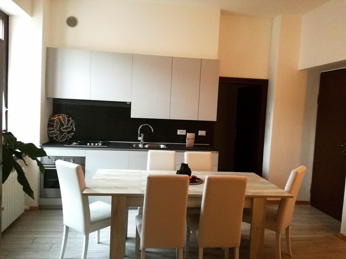ترينتو Dante Rooms And Apartment المظهر الخارجي الصورة